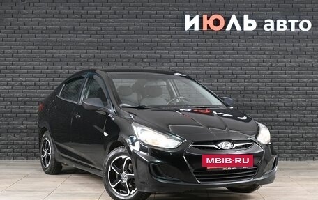 Hyundai Solaris II рестайлинг, 2012 год, 775 000 рублей, 3 фотография