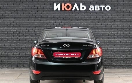 Hyundai Solaris II рестайлинг, 2012 год, 775 000 рублей, 5 фотография