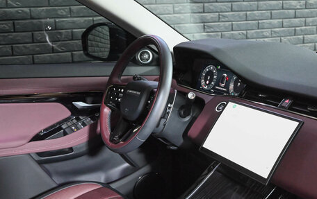 Land Rover Range Rover Evoque II, 2024 год, 5 265 000 рублей, 19 фотография