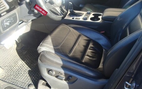 Volkswagen Touareg III, 2010 год, 999 000 рублей, 3 фотография
