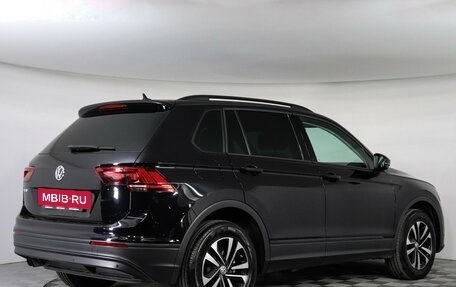Volkswagen Tiguan II, 2020 год, 2 577 000 рублей, 6 фотография