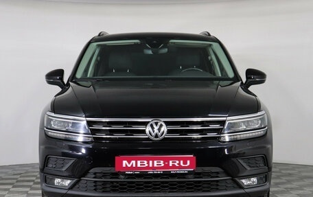 Volkswagen Tiguan II, 2020 год, 2 577 000 рублей, 2 фотография