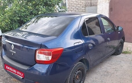 Renault Logan II, 2015 год, 610 000 рублей, 10 фотография