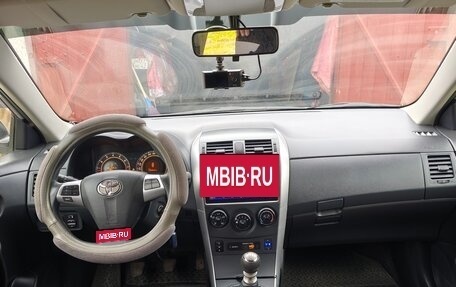 Toyota Corolla, 2011 год, 1 250 000 рублей, 5 фотография