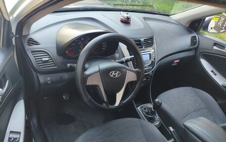 Hyundai Solaris II рестайлинг, 2016 год, 465 000 рублей, 7 фотография