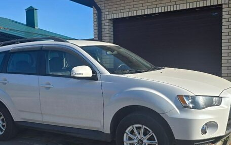 Mitsubishi Outlander III рестайлинг 3, 2011 год, 710 000 рублей, 8 фотография