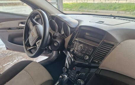 Chevrolet Cruze II, 2011 год, 310 000 рублей, 3 фотография