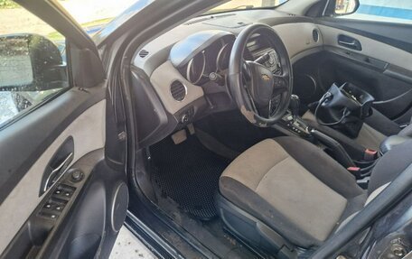 Chevrolet Cruze II, 2011 год, 310 000 рублей, 5 фотография