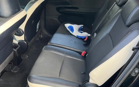 Toyota Wish II, 2014 год, 1 550 000 рублей, 31 фотография