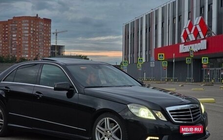 Mercedes-Benz E-Класс, 2011 год, 1 530 000 рублей, 2 фотография