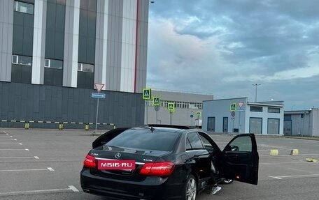 Mercedes-Benz E-Класс, 2011 год, 1 530 000 рублей, 4 фотография