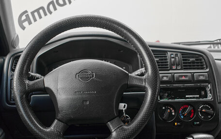 Nissan Primera II рестайлинг, 1997 год, 250 000 рублей, 12 фотография