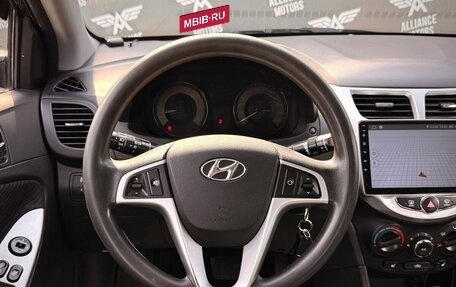 Hyundai Solaris II рестайлинг, 2013 год, 809 000 рублей, 15 фотография