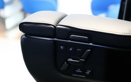 Lexus LM, 2025 год, 14 700 000 рублей, 18 фотография