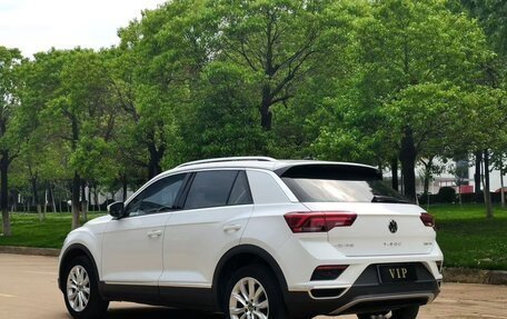 Volkswagen T-Roc I, 2022 год, 1 555 000 рублей, 7 фотография