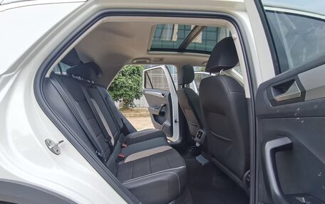 Volkswagen T-Roc I, 2022 год, 1 555 000 рублей, 11 фотография