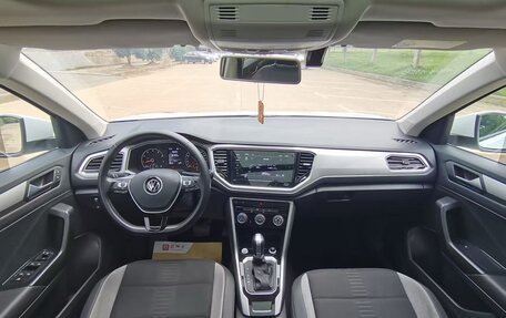 Volkswagen T-Roc I, 2022 год, 1 555 000 рублей, 14 фотография