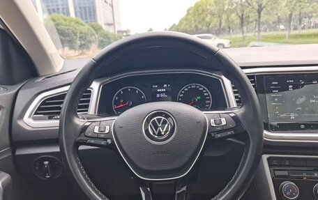 Volkswagen T-Roc I, 2022 год, 1 555 000 рублей, 15 фотография