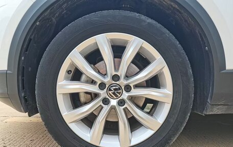 Volkswagen T-Roc I, 2022 год, 1 555 000 рублей, 17 фотография