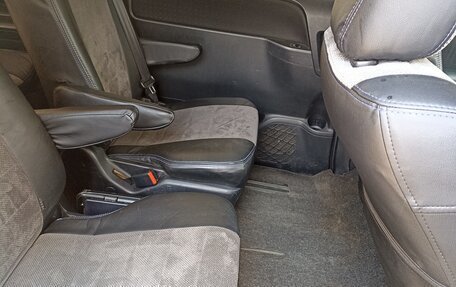Toyota Voxy III, 2014 год, 1 700 000 рублей, 6 фотография