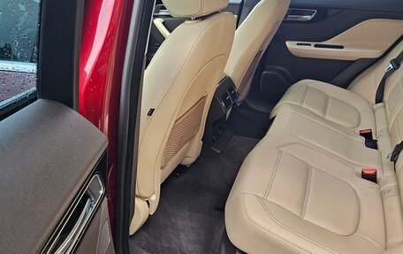Jaguar F-Pace, 2017 год, 2 450 000 рублей, 11 фотография
