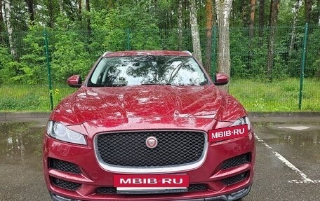 Jaguar F-Pace, 2017 год, 2 450 000 рублей, 2 фотография