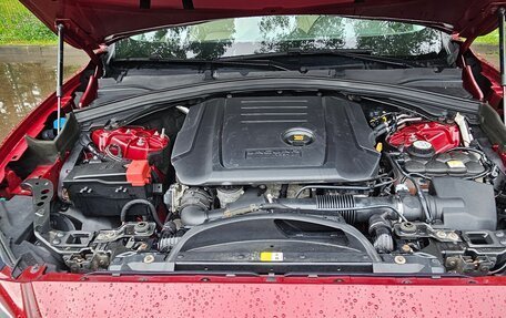 Jaguar F-Pace, 2017 год, 2 450 000 рублей, 18 фотография