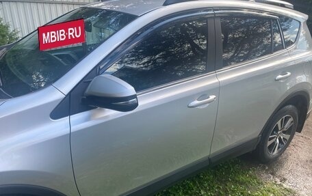 Toyota RAV4, 2017 год, 2 300 000 рублей, 7 фотография