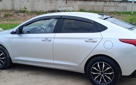Hyundai Solaris II рестайлинг, 2020 год, 1 350 000 рублей, 4 фотография