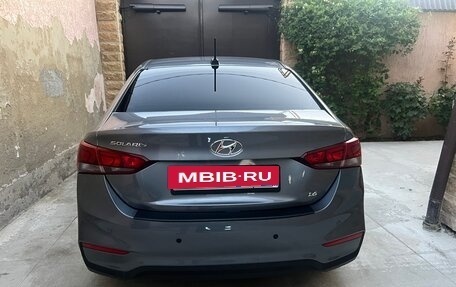 Hyundai Solaris II рестайлинг, 2017 год, 1 240 000 рублей, 3 фотография