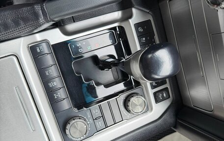 Toyota Land Cruiser 200, 2016 год, 5 600 000 рублей, 13 фотография