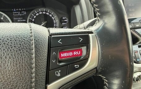 Toyota Land Cruiser 200, 2016 год, 5 600 000 рублей, 27 фотография