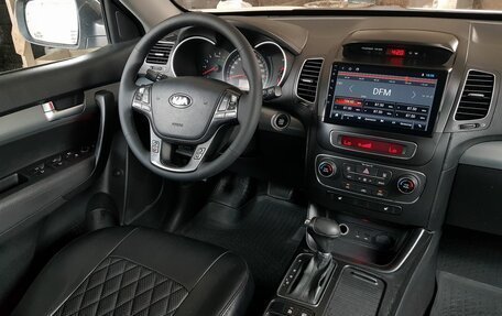 KIA Sorento II рестайлинг, 2014 год, 1 695 000 рублей, 6 фотография