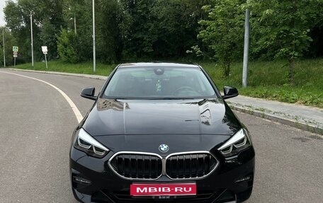 BMW 2 серия F44, 2020 год, 2 200 000 рублей, 1 фотография