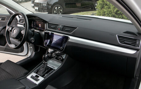 Skoda Superb III рестайлинг, 2021 год, 3 190 000 рублей, 8 фотография