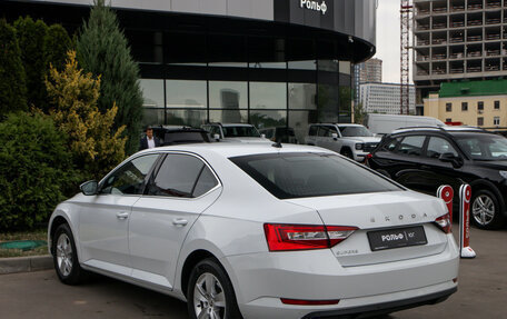 Skoda Superb III рестайлинг, 2021 год, 3 190 000 рублей, 6 фотография