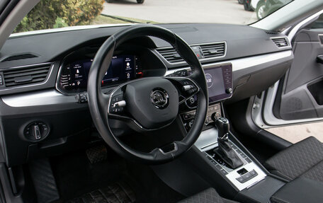 Skoda Superb III рестайлинг, 2021 год, 3 190 000 рублей, 16 фотография