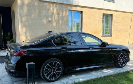 BMW 7 серия, 2019 год, 5 600 000 рублей, 4 фотография