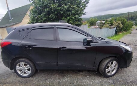 Hyundai ix35 I рестайлинг, 2011 год, 1 100 000 рублей, 2 фотография