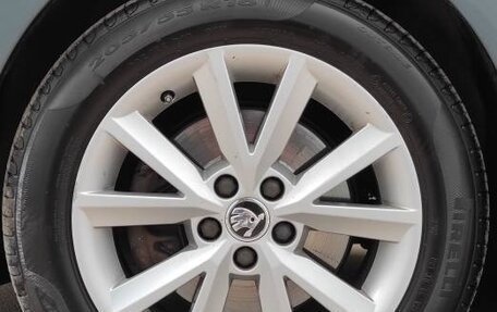Skoda Rapid I, 2015 год, 1 200 000 рублей, 9 фотография