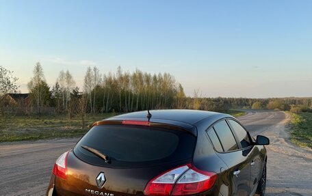 Renault Megane III, 2015 год, 1 000 000 рублей, 1 фотография