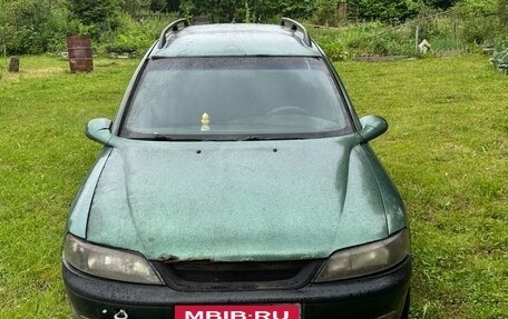 Opel Vectra B рестайлинг, 1997 год, 40 000 рублей, 1 фотография