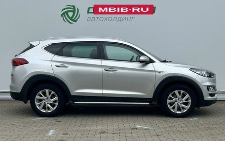 Hyundai Tucson III, 2019 год, 2 390 000 рублей, 4 фотография