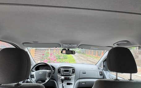 Hyundai H-1 II рестайлинг, 2018 год, 2 999 990 рублей, 3 фотография