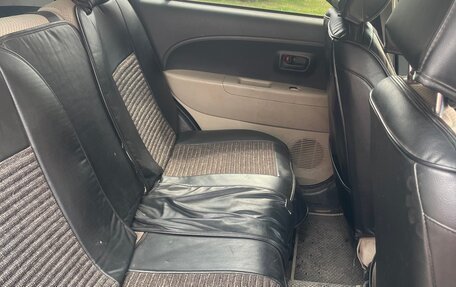 Toyota Passo III, 2005 год, 330 000 рублей, 3 фотография