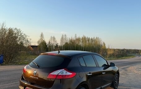Renault Megane III, 2015 год, 1 000 000 рублей, 3 фотография