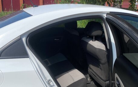 Chevrolet Cruze II, 2012 год, 599 000 рублей, 4 фотография