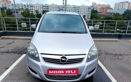 Opel Zafira B, 2010 год, 560 000 рублей, 12 фотография