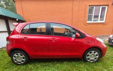 Toyota Yaris III рестайлинг, 2009 год, 605 000 рублей, 5 фотография