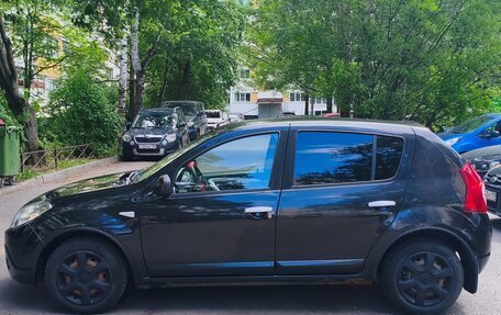 Renault Sandero I, 2013 год, 575 000 рублей, 2 фотография
